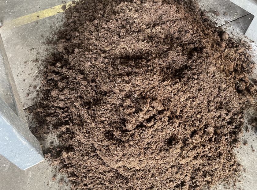 有機肥壓榨脫水處理視頻